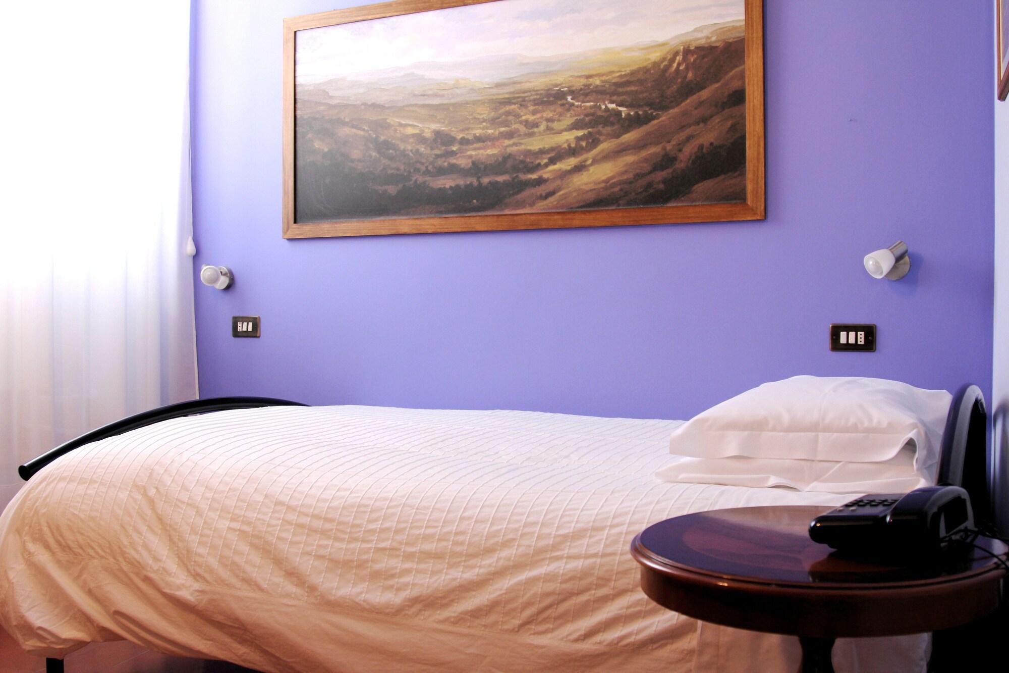 Pallotta Hotel 2*
