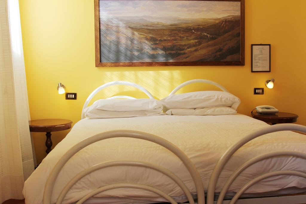 Pallotta Hotel 2*